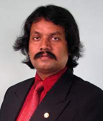 सरकारले रंगभेद गर्‍यो : सीके राउत