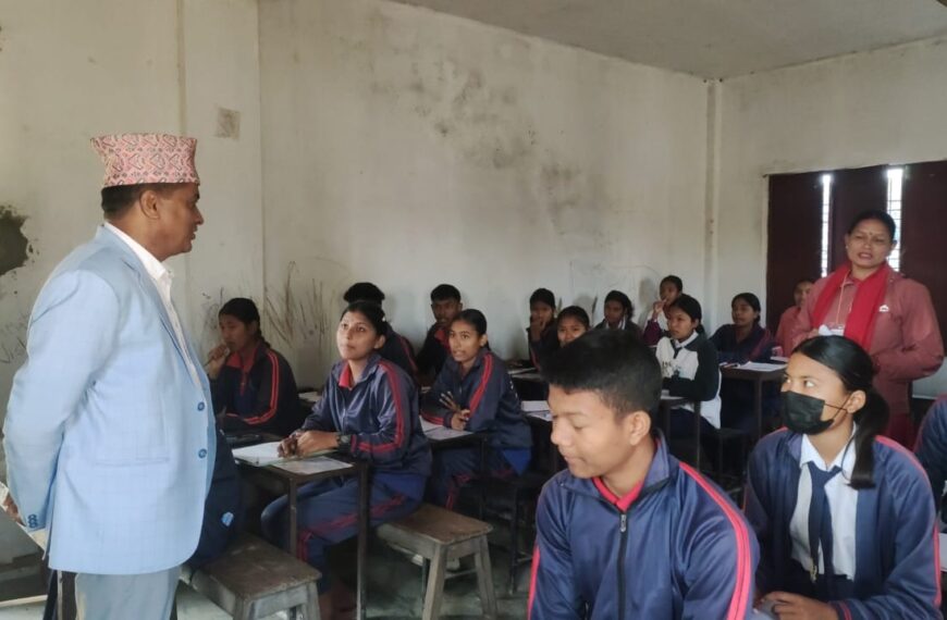 सामाजिक बिकास मन्त्री जन्मजय तिमिल्सिना द्धारा गेरुवामा SEE परिक्षा अनुगमन