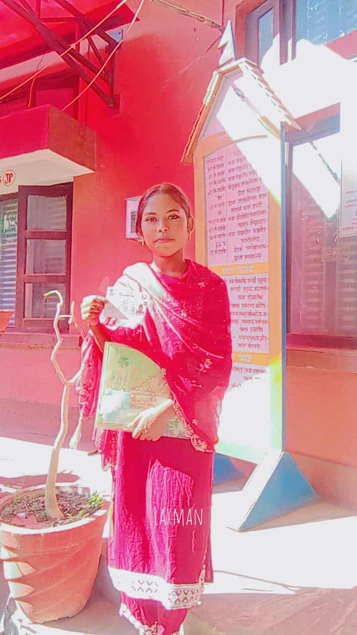 असहाय बालिकाको संरक्षक बनेर वडा अध्यक्षद्वारा नागरिकता प्राप्ति