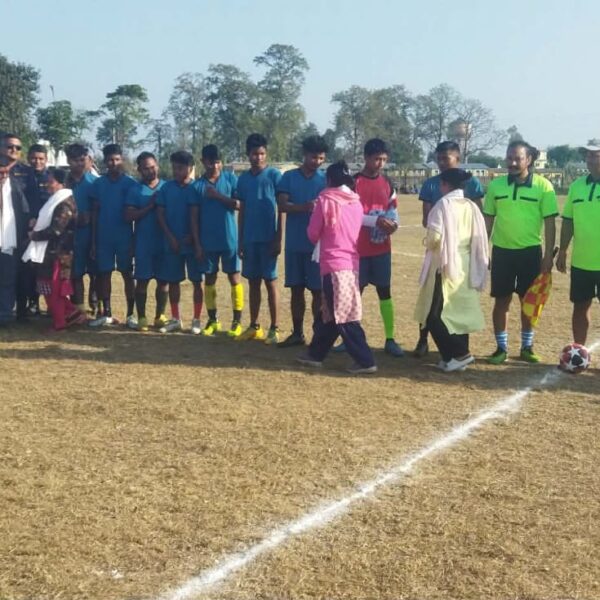 टीकापुरमा वडा स्तरीय फुटबल प्रतियोगिता सुरु